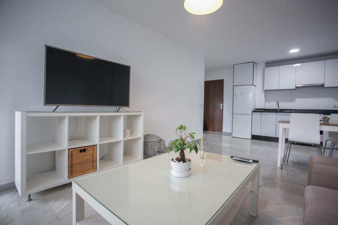 托雷莫利诺斯Apartamento En La Carihuela Con Piscina Y Parking, Al Lado De La Playa公寓 外观 照片