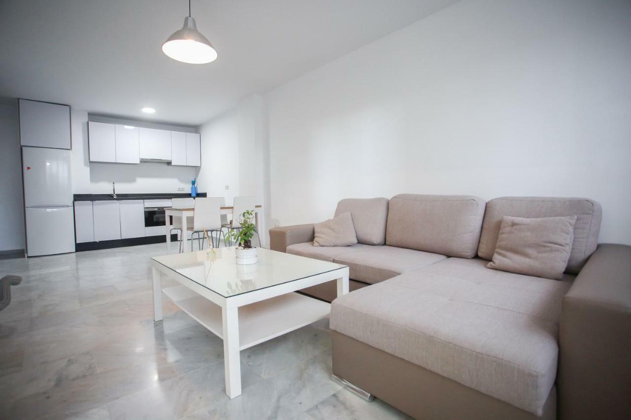 托雷莫利诺斯Apartamento En La Carihuela Con Piscina Y Parking, Al Lado De La Playa公寓 外观 照片